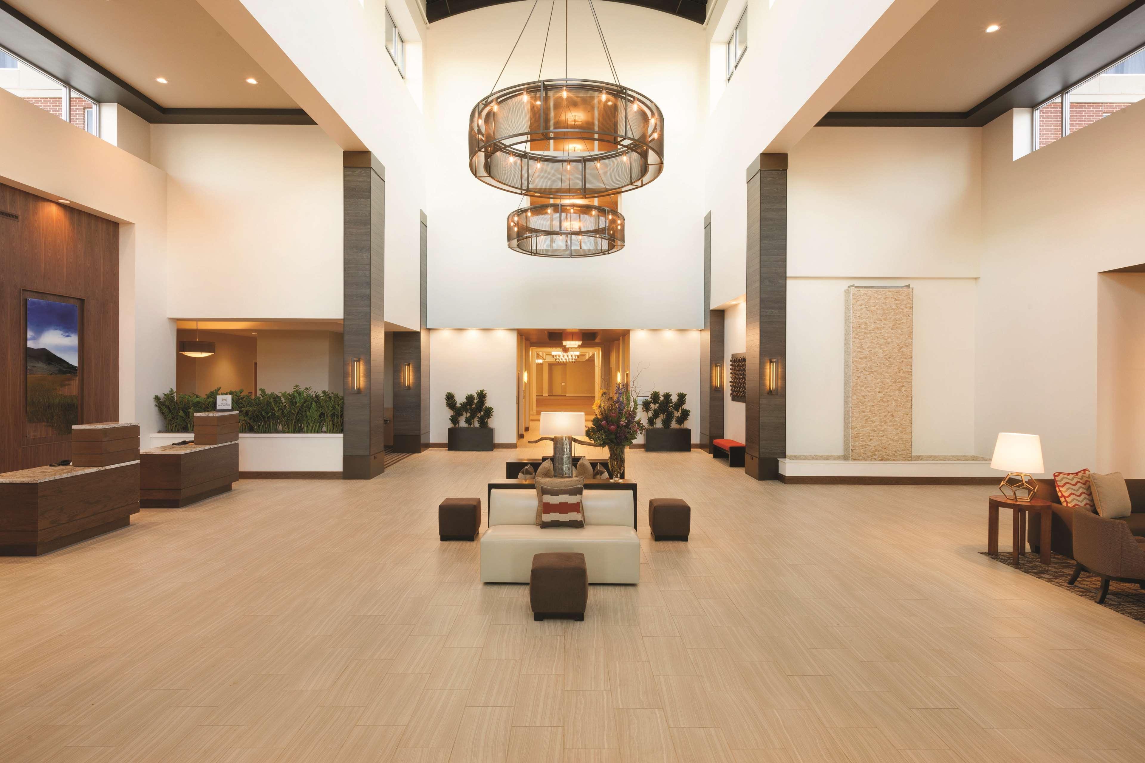 Embassy Suites Oklahoma City Downtown/Medical Center Zewnętrze zdjęcie